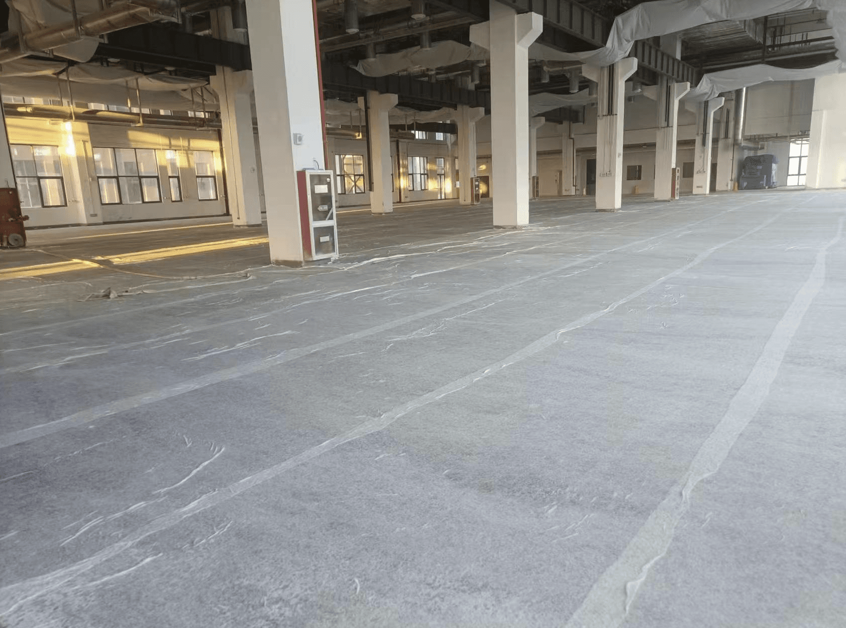 博世动力总成工业地坪改造项目
Bosch Powertrain Industrial Floor Renovation 8