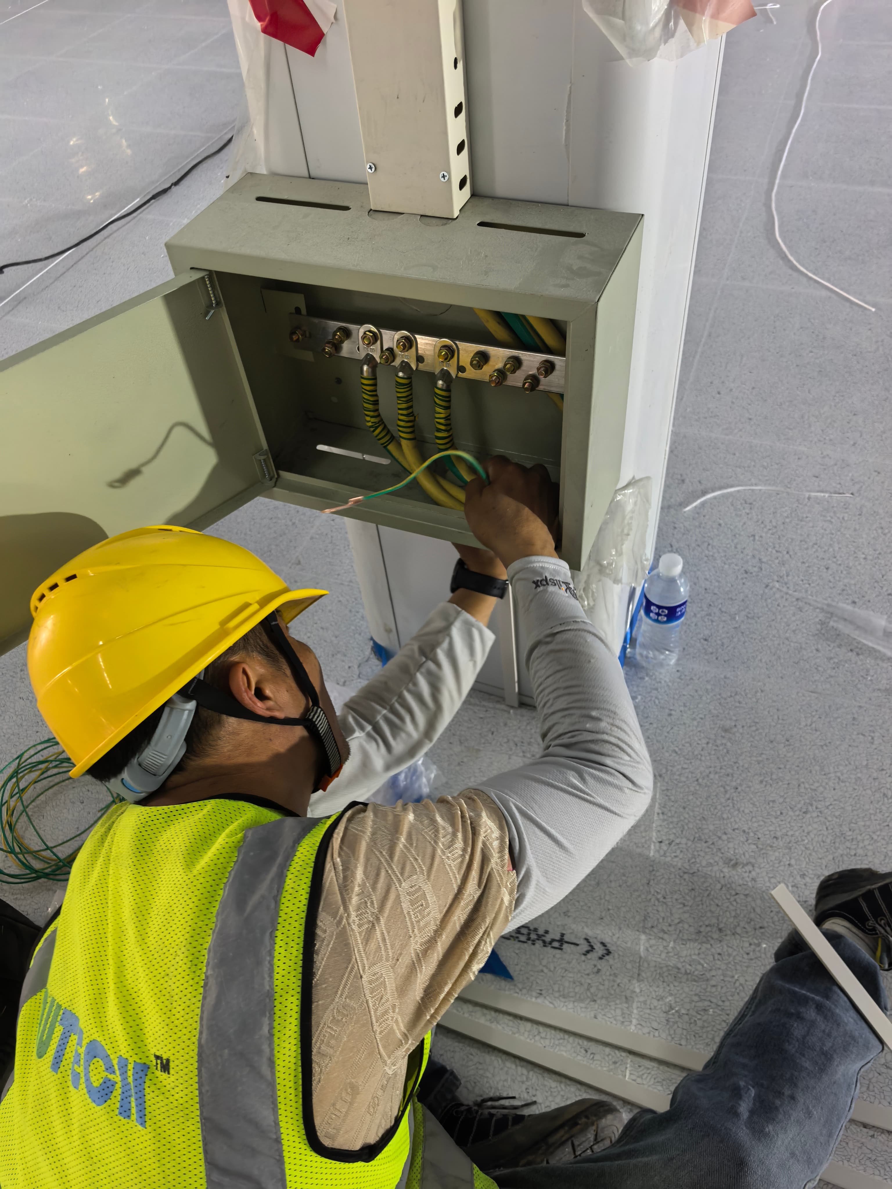 奥特斯（中国）有限公司驻场维保服务AT&S China On-site Maintenance Service 2